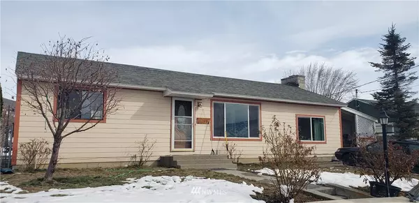 2205 N Arden CT, East Wenatchee, WA 98802