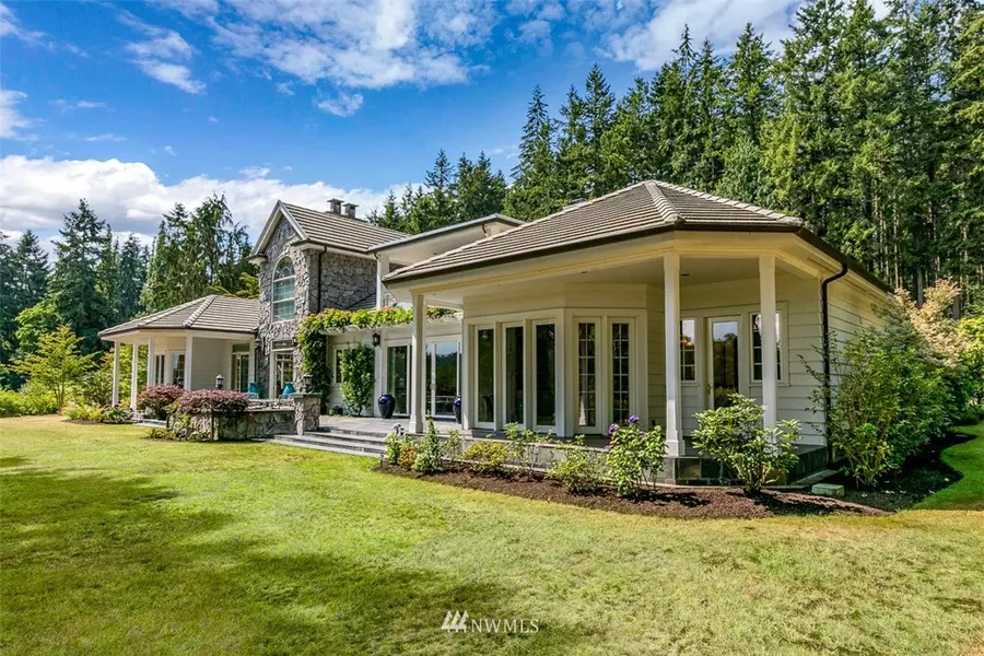 28084 State Hwy 104 NE, Kingston, WA 98346