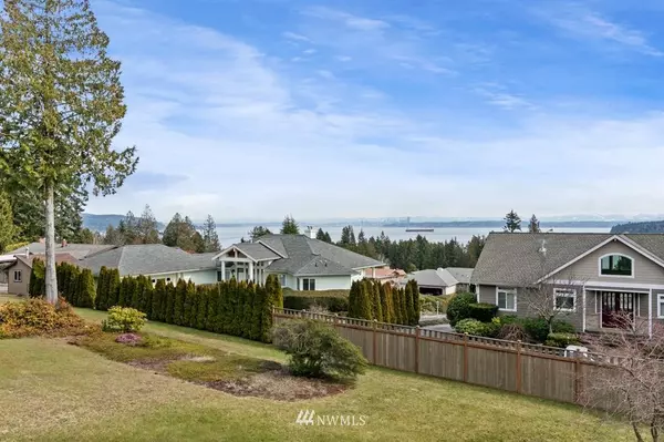 Port Orchard, WA 98366,993 Puget DR E