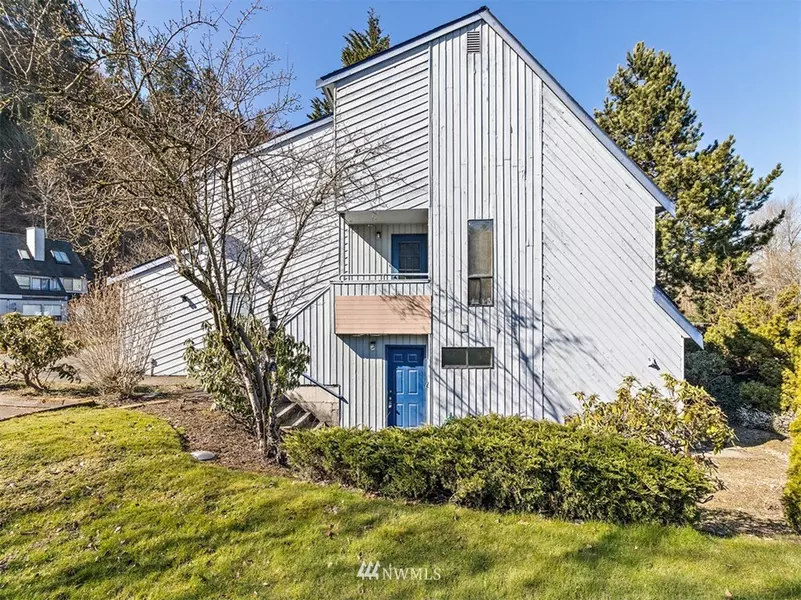 24736 45th PL S #5 D-2, Kent, WA 98032