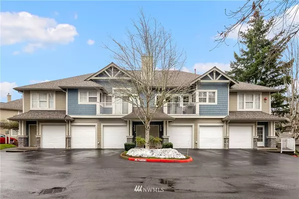 Issaquah, WA 98027,2076 Newport WAY NW #10-2