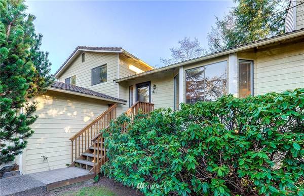 5516 175th ST SW, Lynnwood, WA 98037