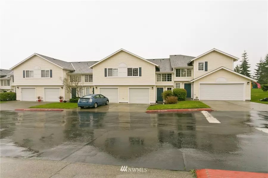 927 132d ST SW #F5, Everett, WA 98204