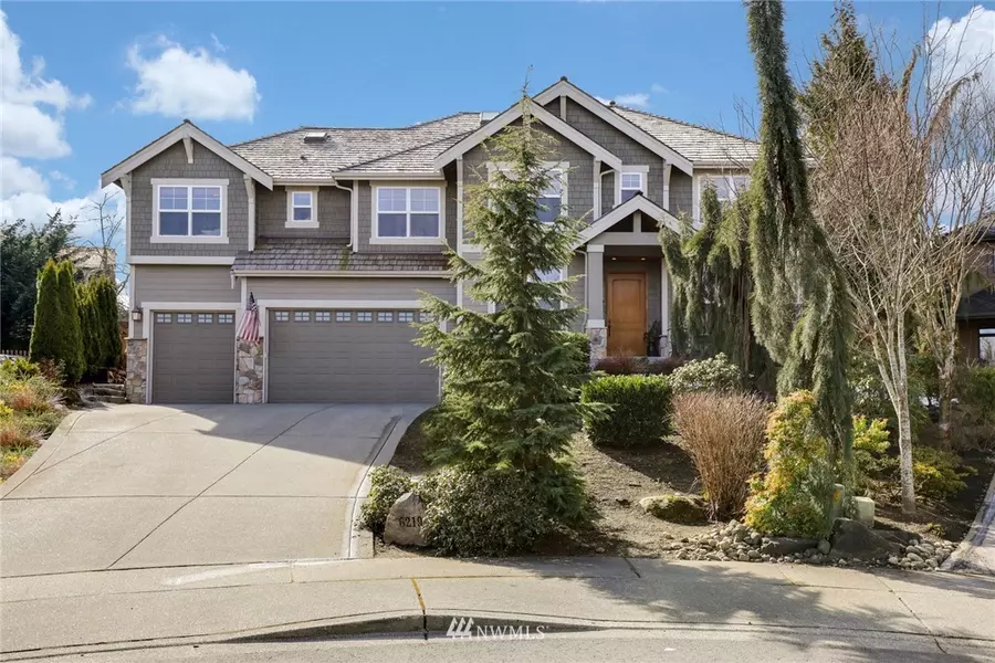 6219 Fairway PL SE, Snoqualmie, WA 98065