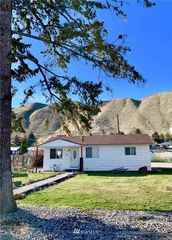 Pateros, WA 98846,158 Warren AVE W