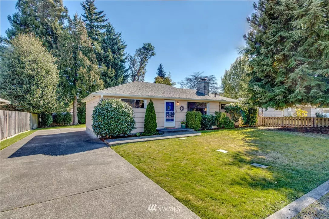 University Place, WA 98466,3511 Crestview DR W