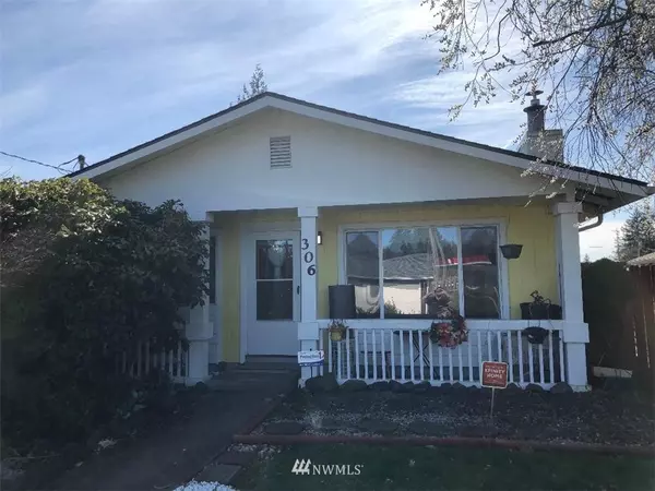 306 Main ST, Oakville, WA 98557