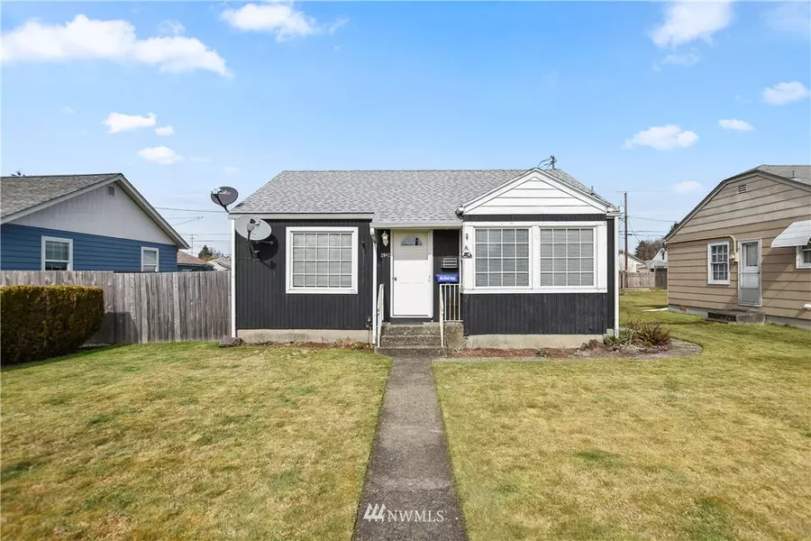 2942 Fir ST, Longview, WA 98632