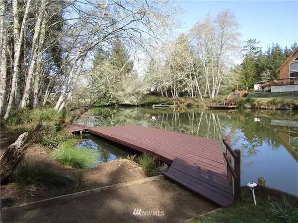 856 Catala AVE SE, Ocean Shores, WA 98569