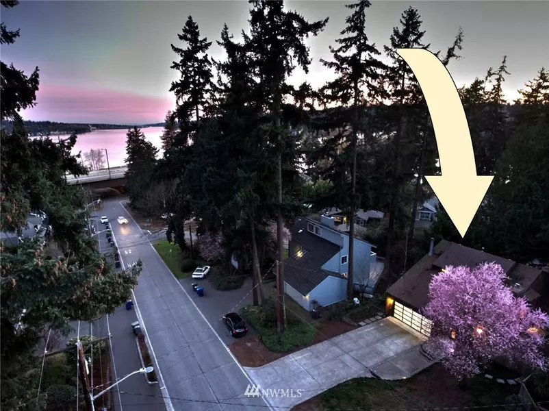 3151 108th AVE SE, Bellevue, WA 98004