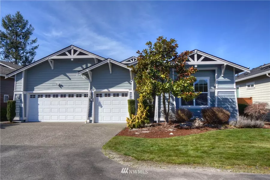 8729 Bainbridge Lp NE, Lacey, WA 98516