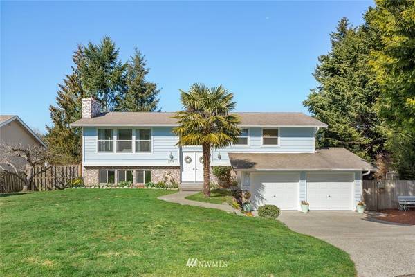 3709 Wilkinson LN, Gig Harbor, WA 98335