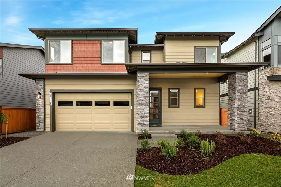 7936 NE 201st PL, Kenmore, WA 98028