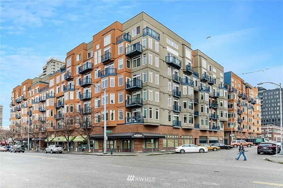 2415 2nd AVE #437, Seattle, WA 98121