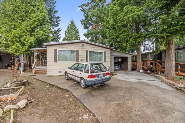 Bothell, WA 98011,12722 NE 196th ST