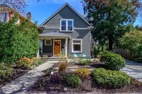 1528 3rd AVE W, Seattle, WA 98119