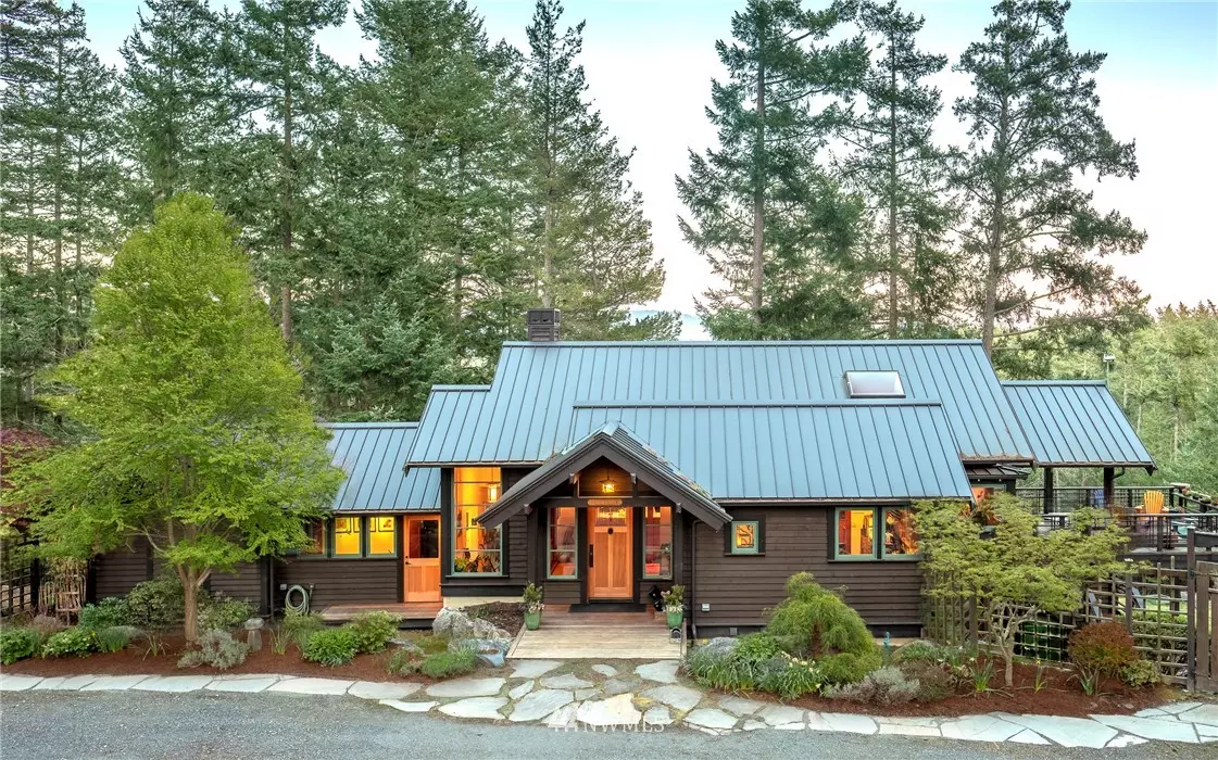 Orcas Island, WA 98243,499 Crest DR