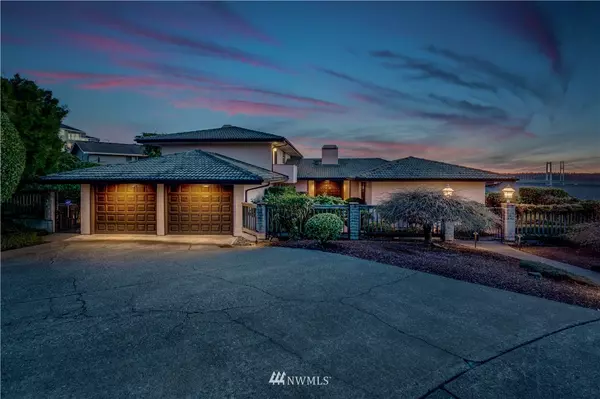 6918 Bridgland LN, Tacoma, WA 98407