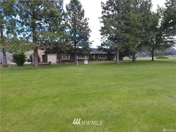 Pateros, WA 98846,99 Golf Course DR