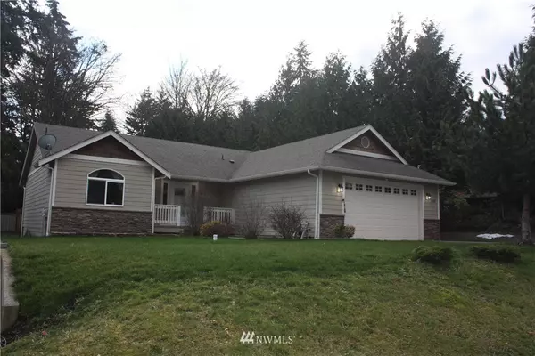 1406 Graham DR, Camano Island, WA 98282