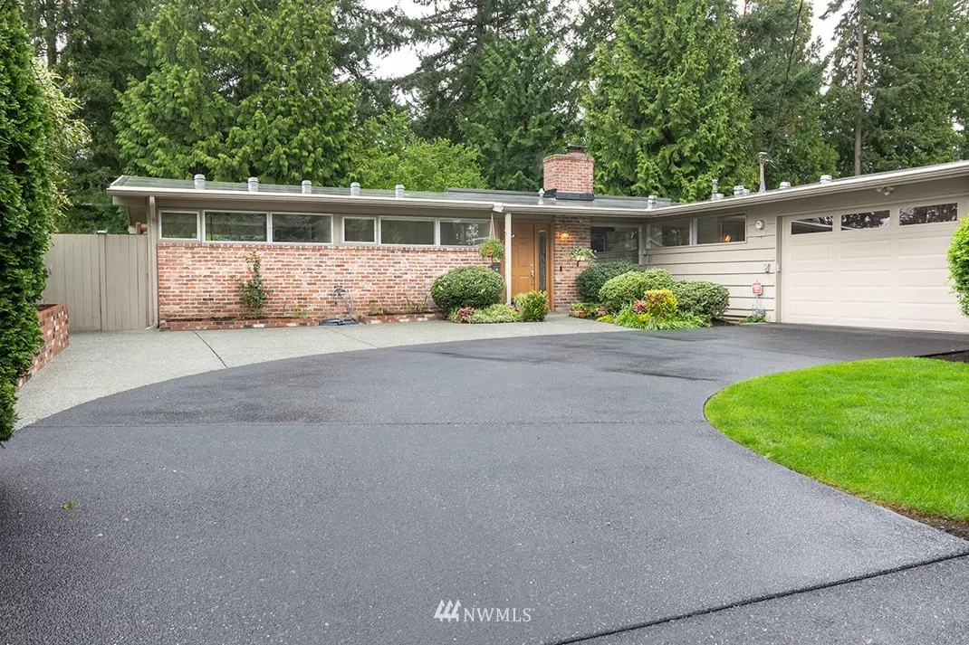 Mercer Island, WA 98040,4218 90th AVE SE