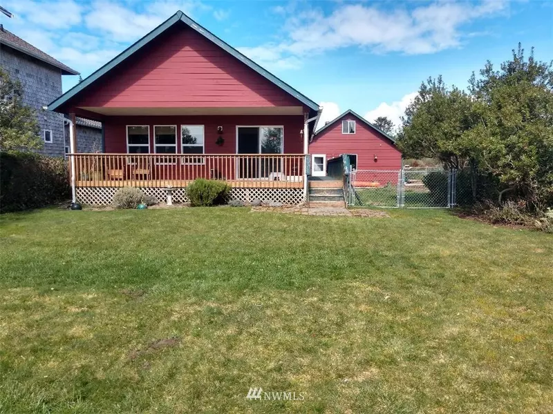 393 Butterclam ST SW, Ocean Shores, WA 98569