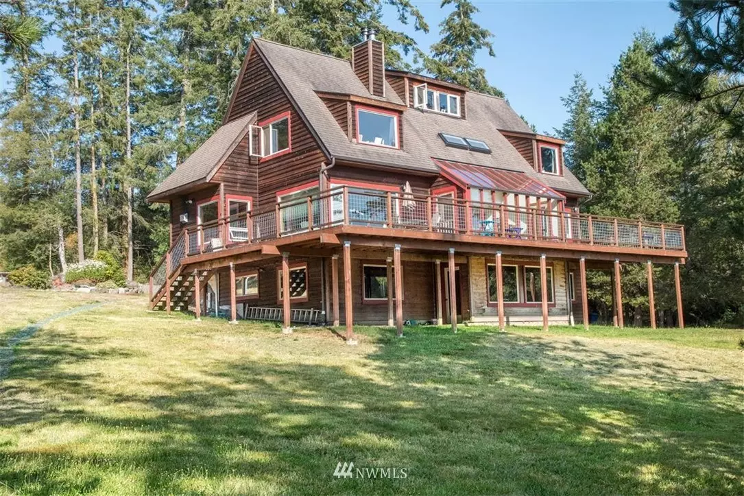 San Juan Island, WA 98250,215 Alaska PL