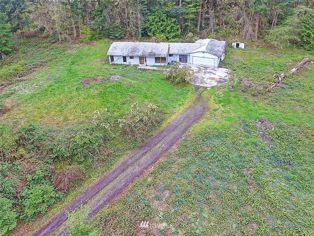 Camano Island, WA 98282,3480 Shady LN