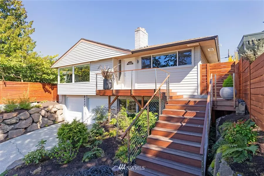 4046 34th AVE W, Seattle, WA 98199