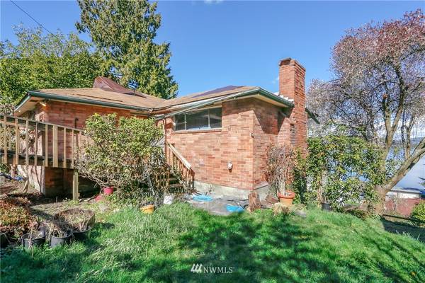 9918 Arrowsmith AVE S, Seattle, WA 98118