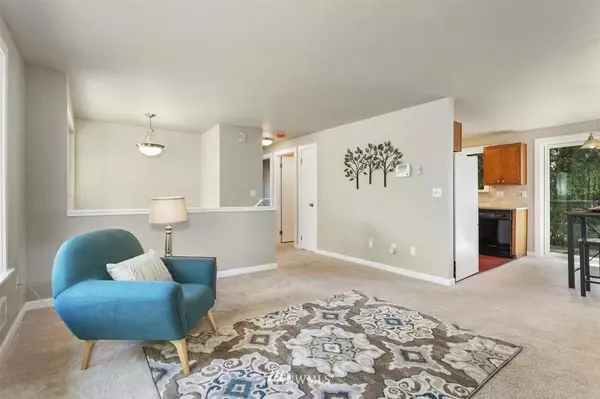 Poulsbo, WA 98370,22125 Seavista NE