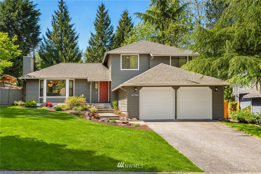 10611 181st AVE NE, Redmond, WA 98052