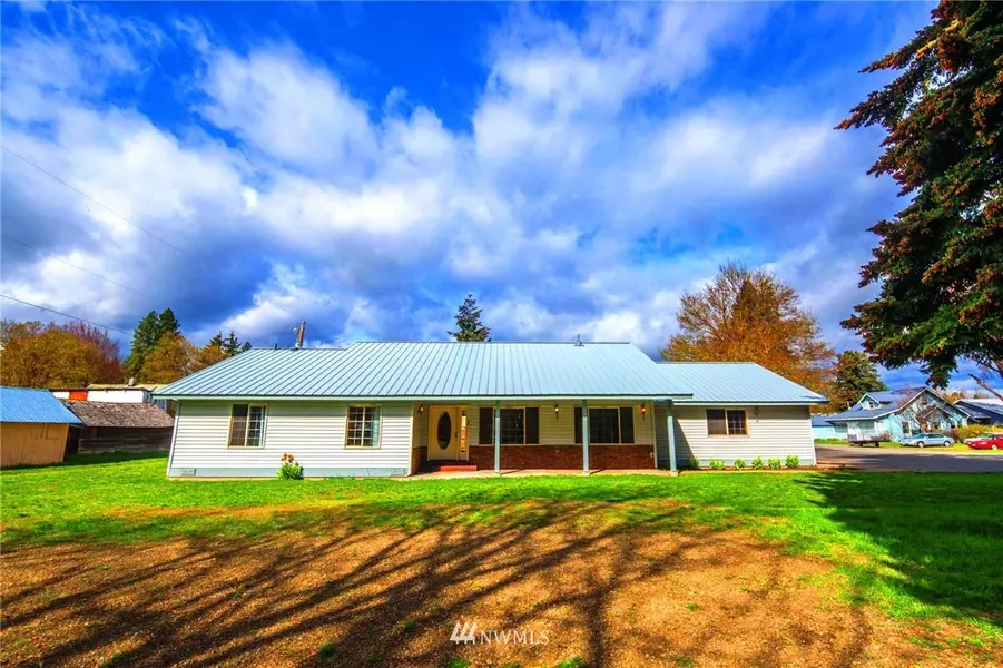 703 Cleveland AVE, South Cle Elum, WA 98943