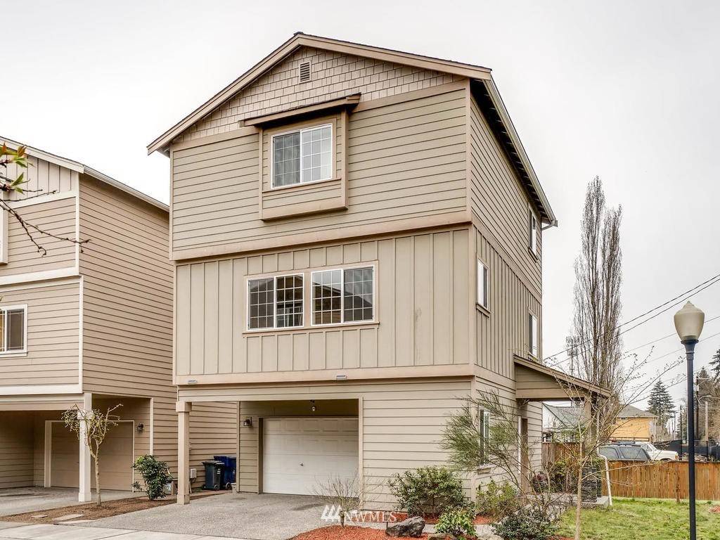 1256 Ash AVE #101, Marysville, WA 98270