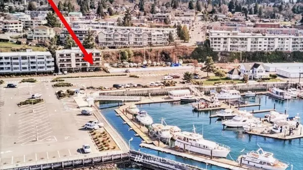 22222 Dock AVE S #1C, Des Moines, WA 98198