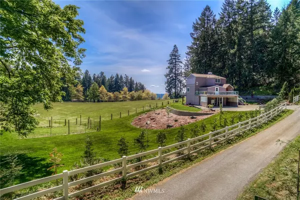 Fox Island, WA 98333,888 Leschi WAY