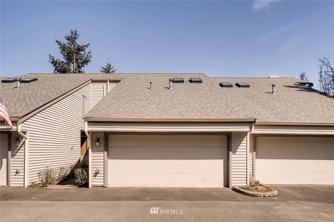 Redmond, WA 98052,7250 Old Redmond RD #E119