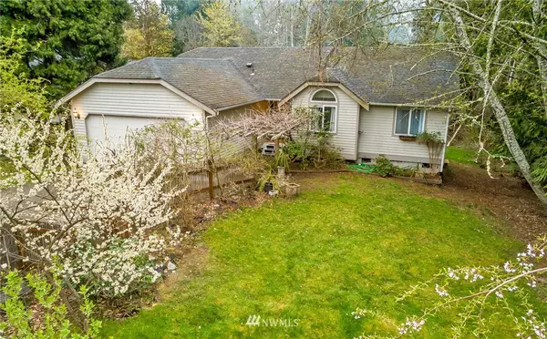 10105 Lookout Dr NW, Olympia, WA 98502