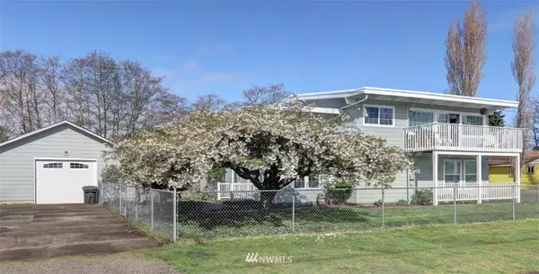 2205 Washington AVE N, Long Beach, WA 98631