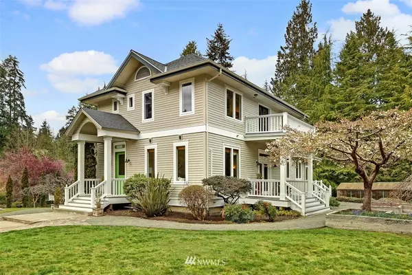 Bainbridge Island, WA 98110,10521 NE Sunrise Bluff LN