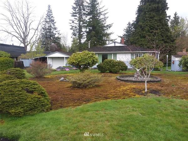 4735 Bayview LN, Everett, WA 98203