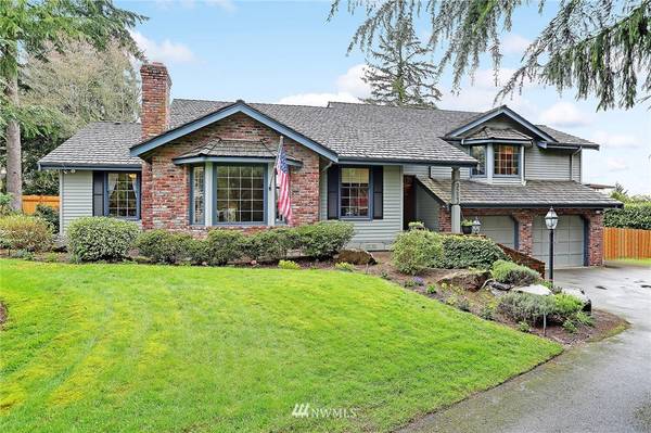 3223 84th AVE SE, Mercer Island, WA 98040