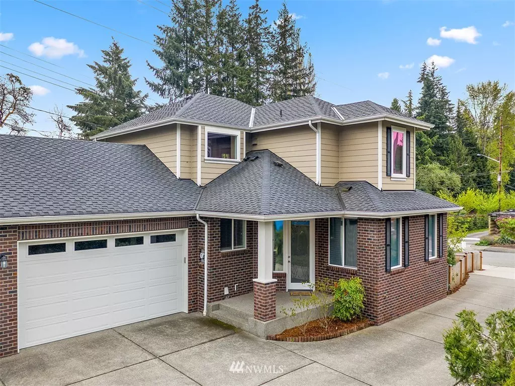 Bellevue, WA 98004,10388 NE 21st PL