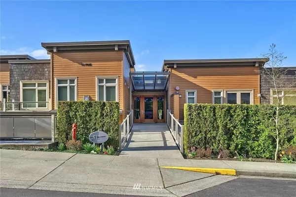 51 Pine ST #310, Edmonds, WA 98020