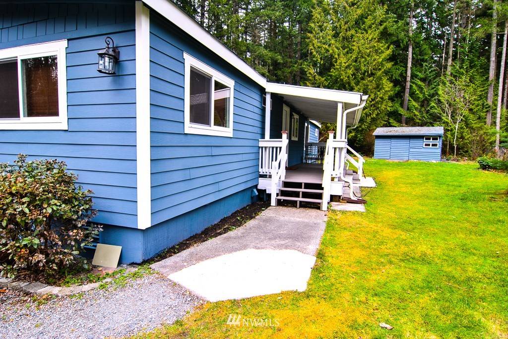 22805 106th DR SE, Woodinville, WA 98077