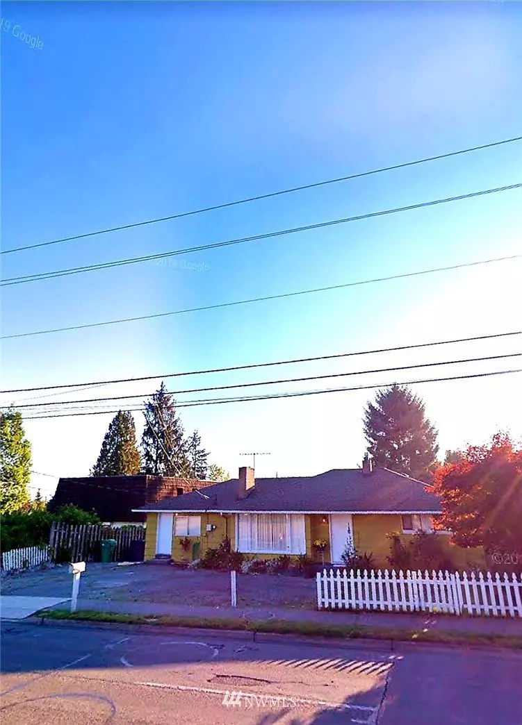 Mountlake Terrace, WA 98043,21411 44th AVE W