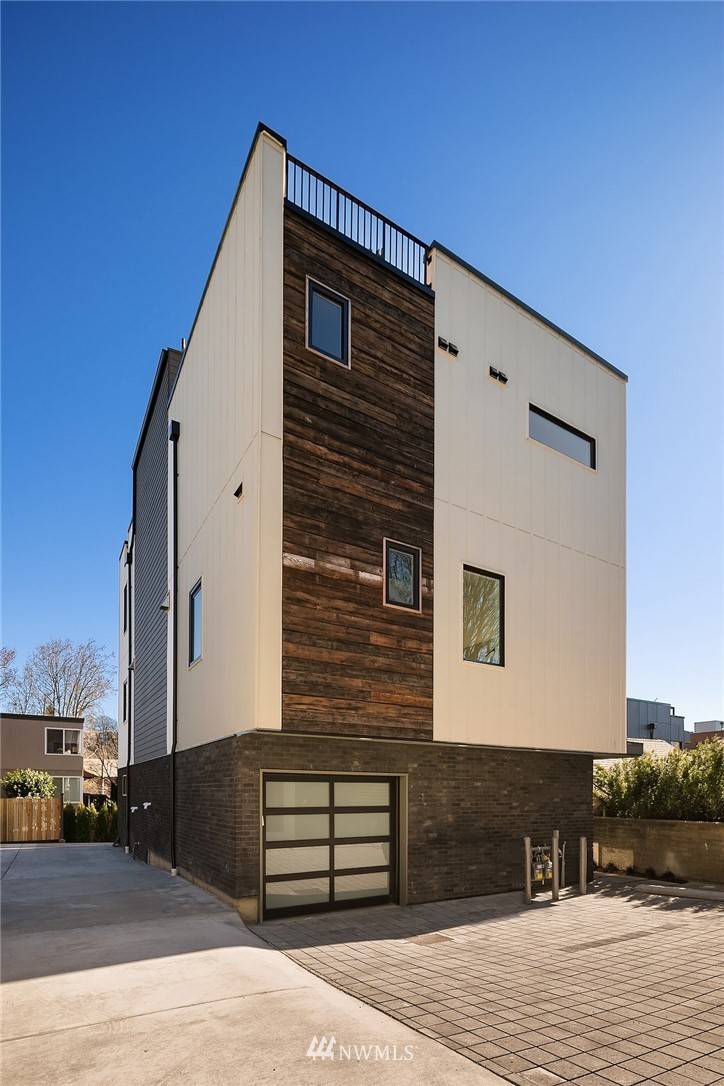 1310 A 3rd AVE W, Seattle, WA 98119