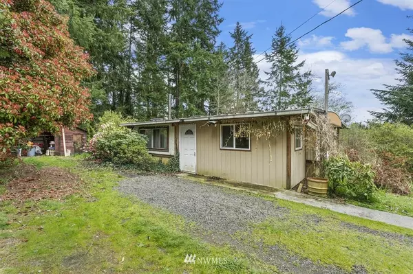 9883 NE Shorty Campbell RD, Kingston, WA 98346