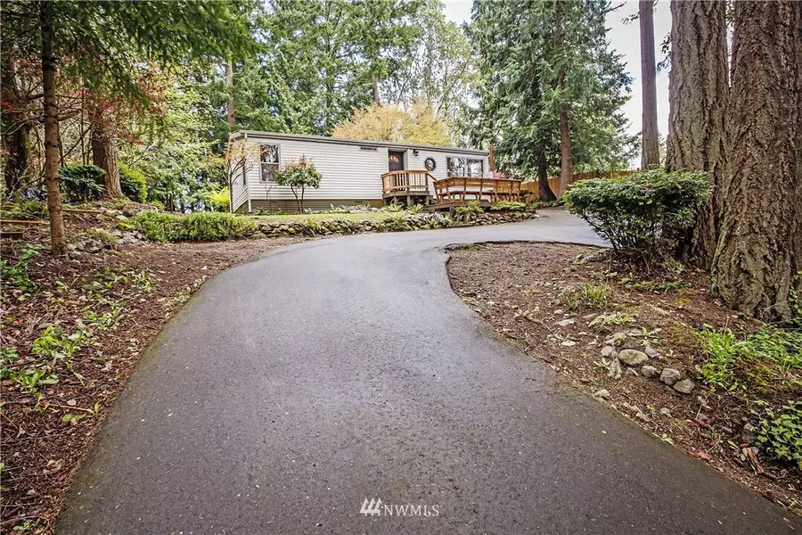 1524 Bertha AVE NW, Bremerton, WA 98312