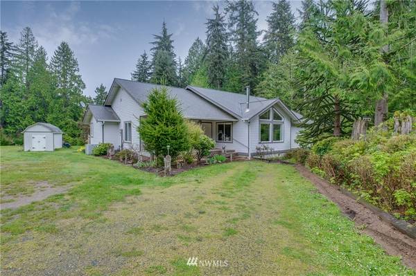 3863 Paradise Bay RD, Port Ludlow, WA 98365